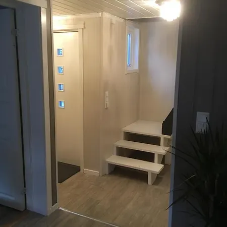 Karistova Utleige * Lærdalsøyri